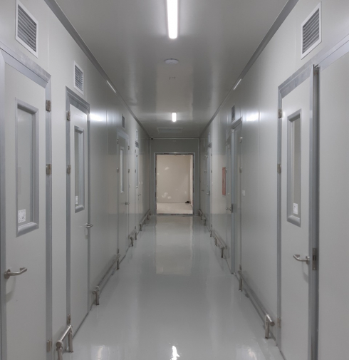 THI CÔNG PHÒNG SẠCH 